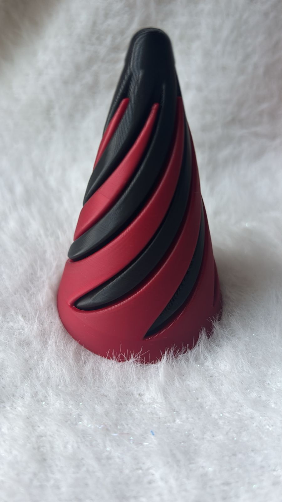 🔵 Título: Spiral Cone Fidget Toy – 3D Printed Sensory Toy